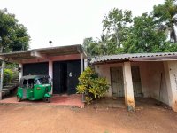 Land With Shop For Sale In Galkulama